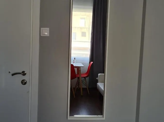 Apartment Red Tsimiski 60