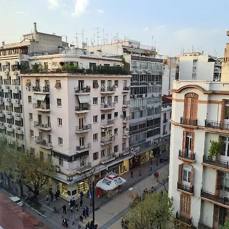 Red Tsimiski 60 Apartment Thessaloniki