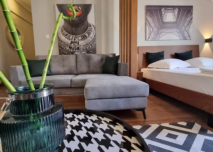 Red Tsimiski 60 Apartman *
